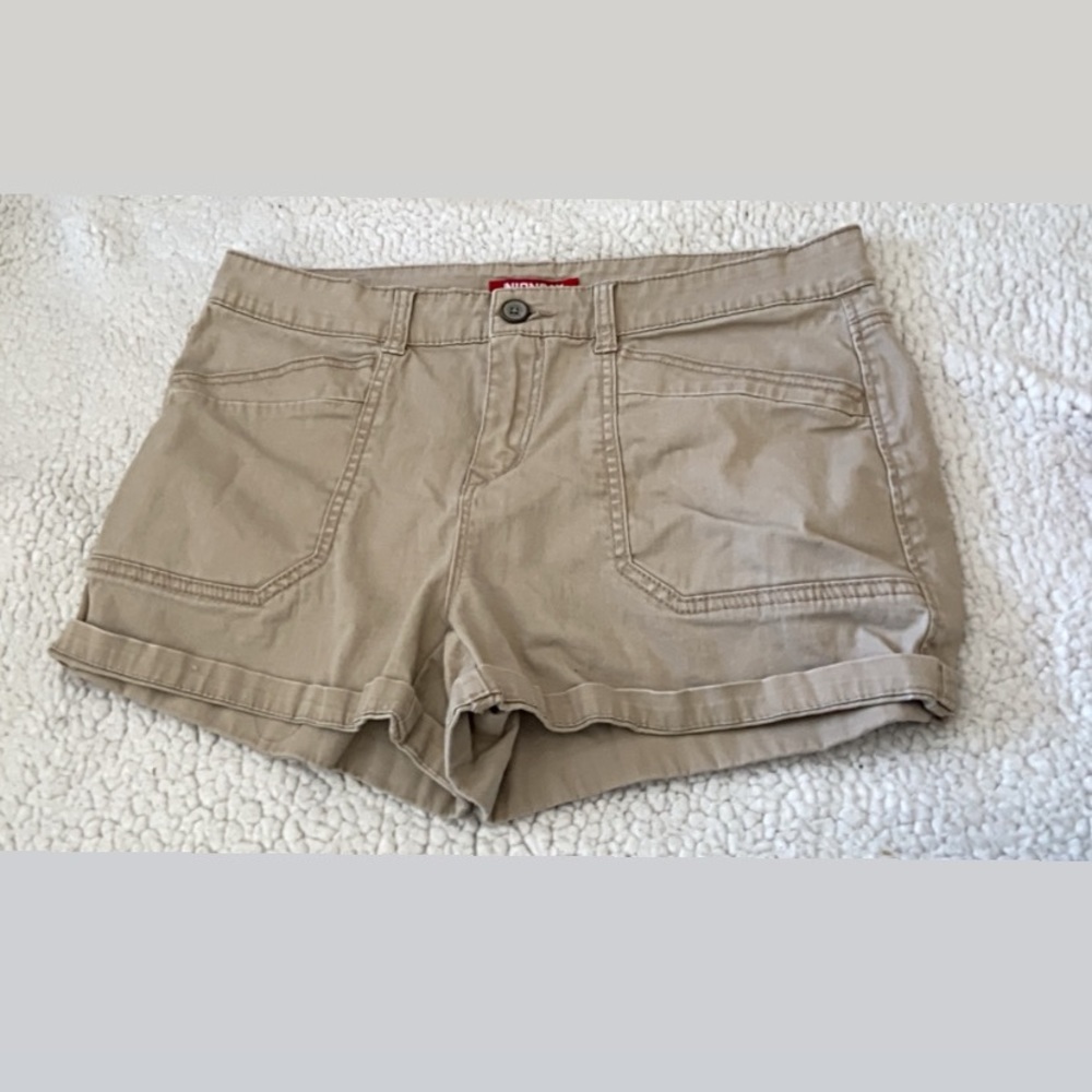 UNIONBAY khaki shorts!